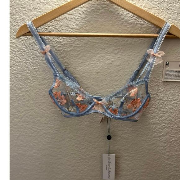 NWT For Love & Lemons x Victoria’s Secret Lily Embroidered Bra Lavender XXS - Picture 4 of 9